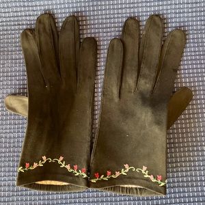 French Genuine kid l Pink floral embroidered leather gloves